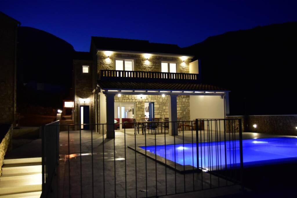 Villa Katarina - Infinity Pool With Amazing View Bol Esterno foto