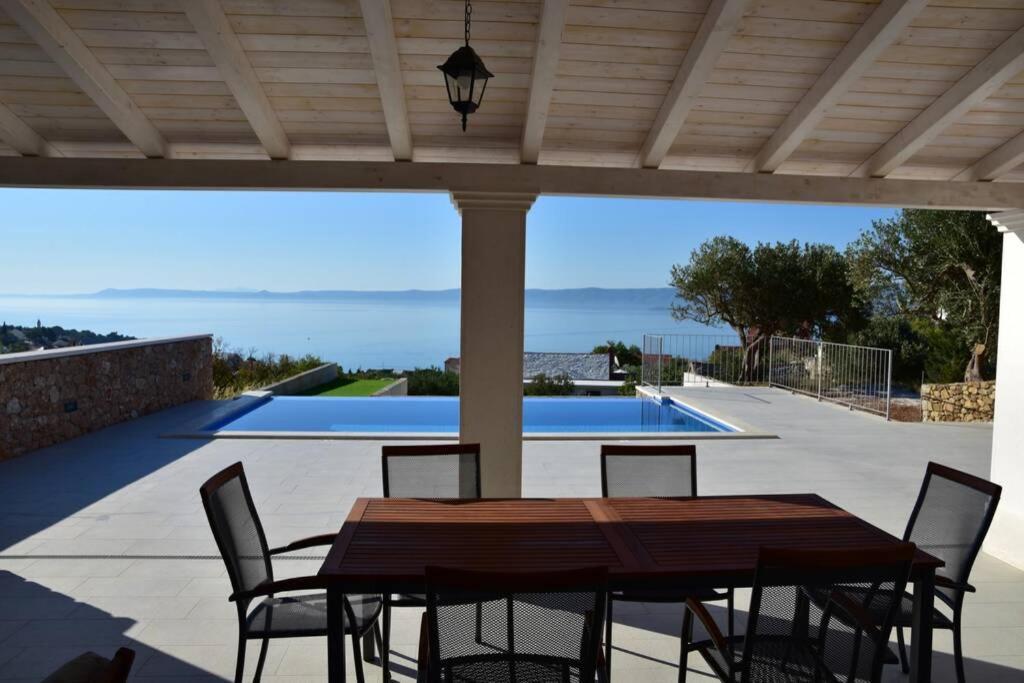 Villa Katarina - Infinity Pool With Amazing View Bol Esterno foto